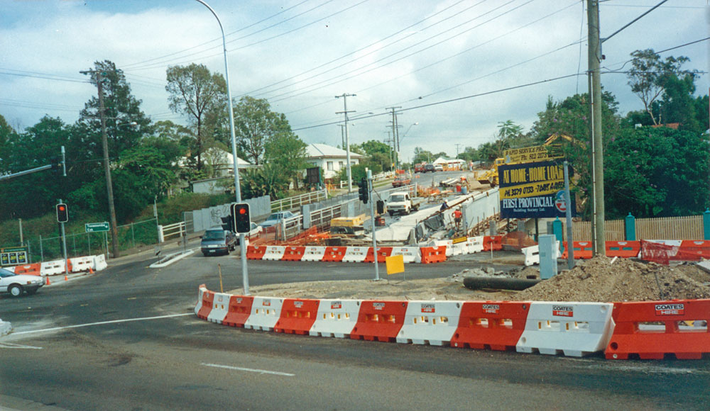 Burnett Street Bridge during widening, Ipswich, 1996
