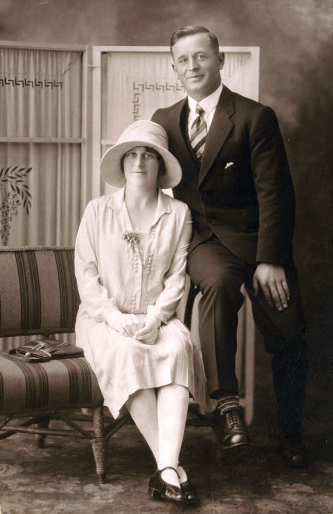 James and Janet Watt (nee Cuthbertson) on their wedding day, Ipswich, 1928