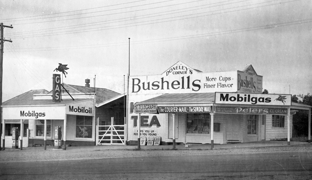 Doneleys store, corner Brisbane and Hooper Streets, West Ipswich, 1958