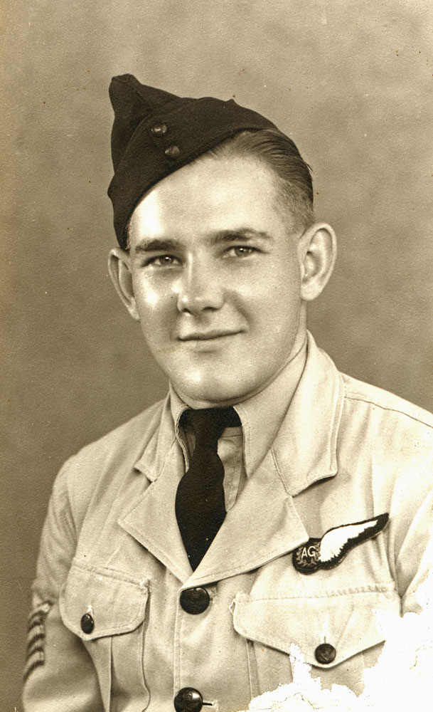 Flight Sergeant, John Kevin Ladley, Ipswich, c.1941