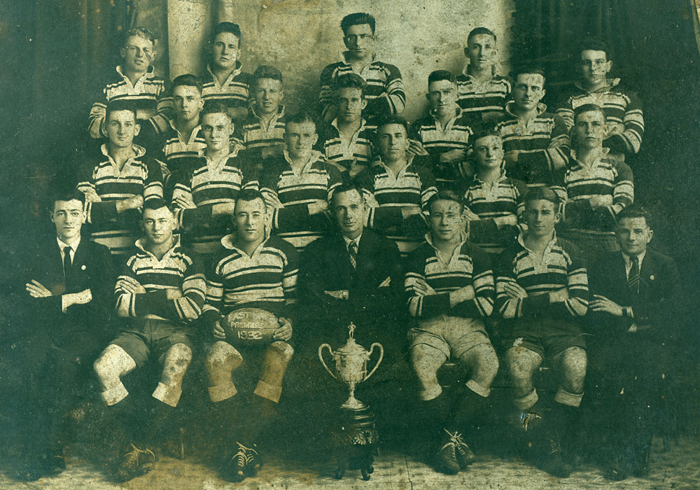 Past Brothers' Senior Football Club, Ipswich, 1932