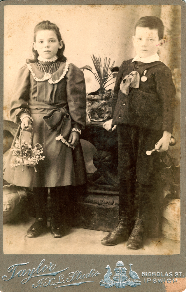 Millicent (Mill) and Jack Elliott of 3 Mile Creek, near Ipswich, c.1900