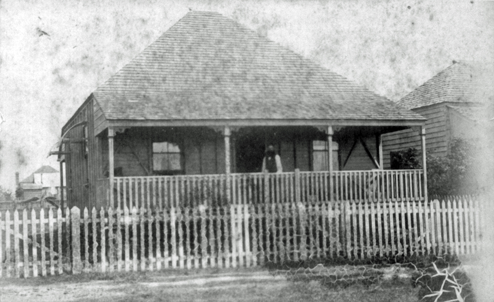Lowry Street, No 45, North Ipswich, late 1890s
