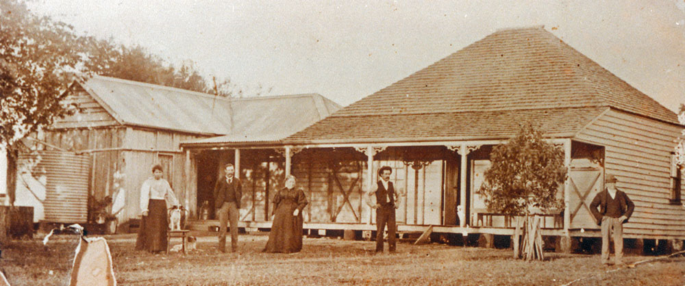 Home of Thomas Coveney, Rosevale, near Ipswich, c.1900