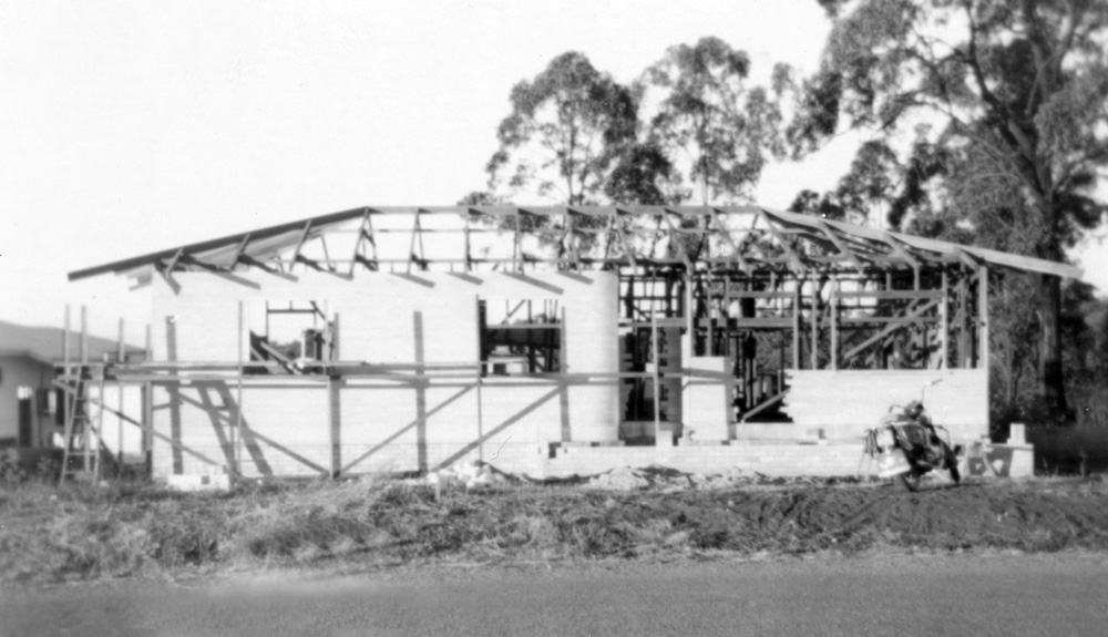 Grenadier Circle, Ebbw Vale, Ipswich, constructing house, May 1960