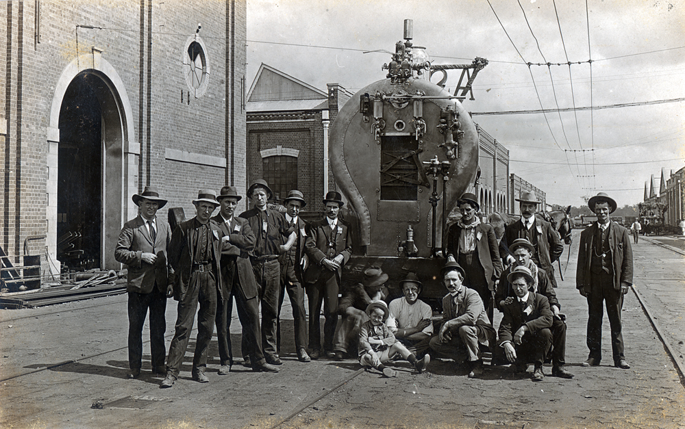 Foundry workers in front of C18 Boiler at Ipswich Railway Workshops, North Ipswich, c. 1915