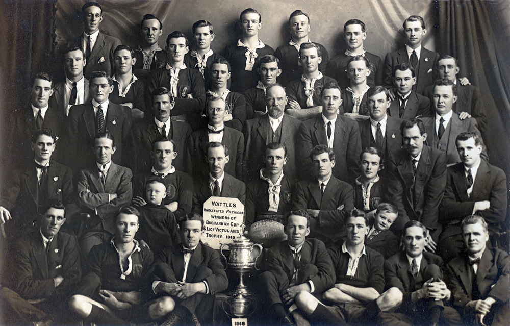 Wattles Rugby League team and officials, winners Buchannan [Buchanan Cup] ,Ipswich, 1919