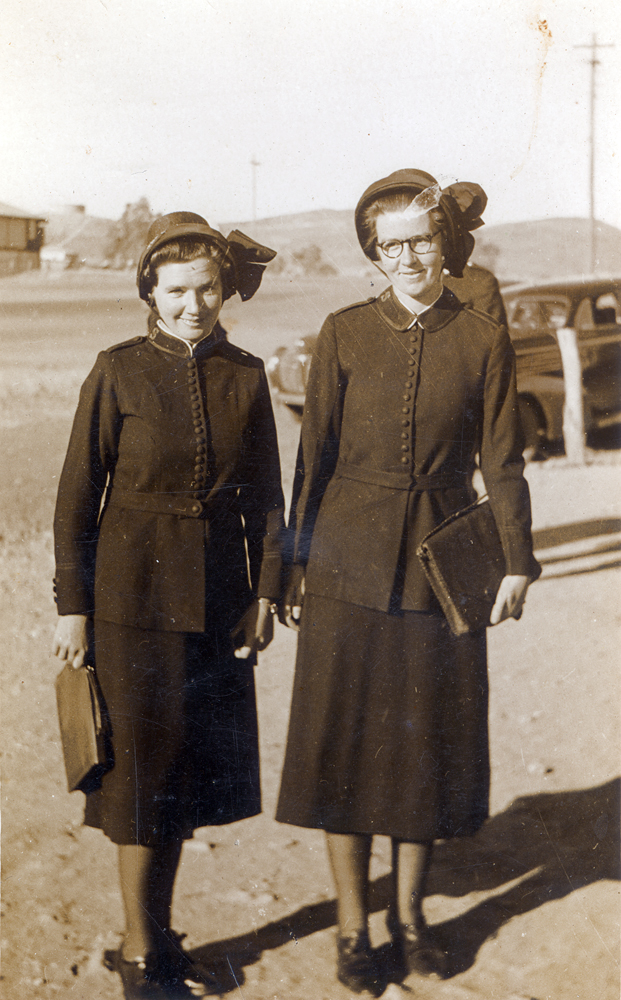 Captain Mary Darwen and Captain Ida Mansell of the Salvation Army, Mt Isa, 1946