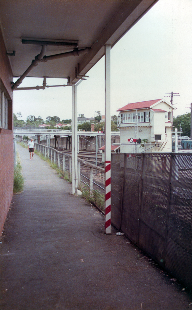 Bottle Alley from Nicholas Street, Ipswich, 1985