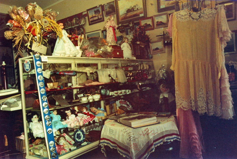 Interior New London Gifts, Limestone Street, Ipswich, late 1980s