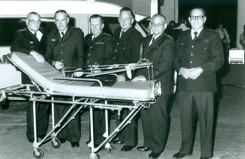 Group of Ambulance Officers from QATB, North Ipswich, 1976