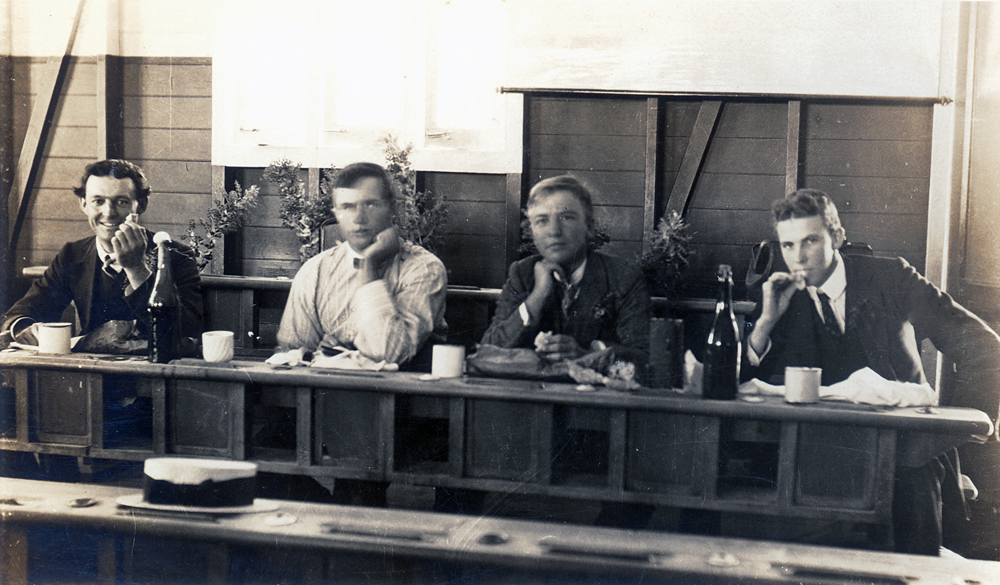 Arthur Warren with fellow teachers of North Ipswich School, prior to enlistment in 1914