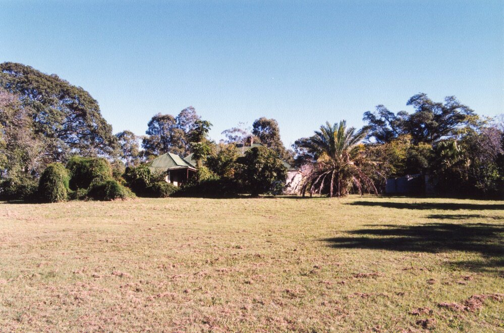 Cooneana, 1041 Redbank Plains Road, New Chum, Ipswich, 1998