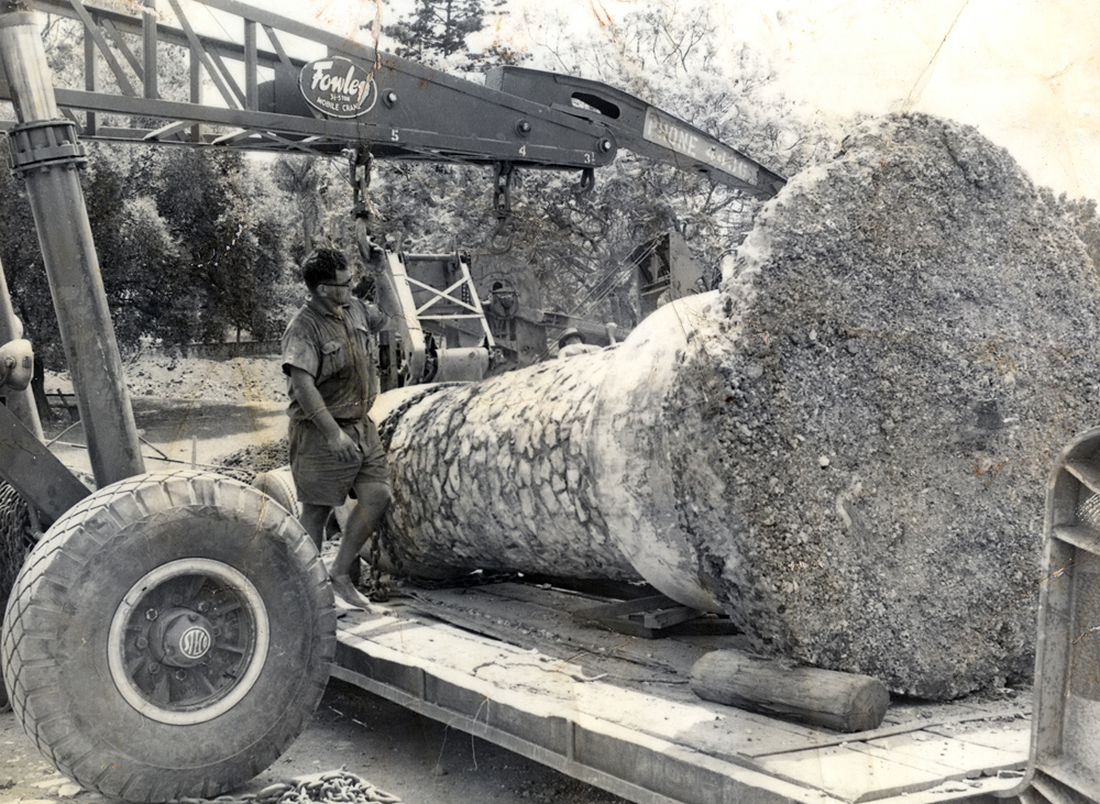 One of four columns on the Chermside Road, Ipswich, entrance to Queens Park being removed in the late 1970s