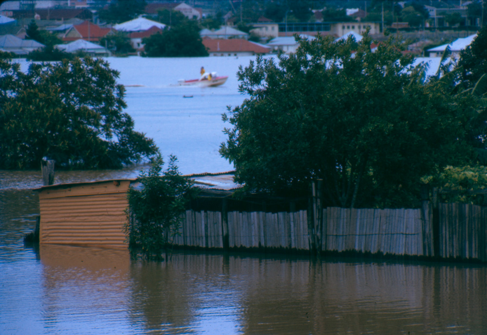 Bremer River, Ipswich, in flood, from Basin Pocket, 1974