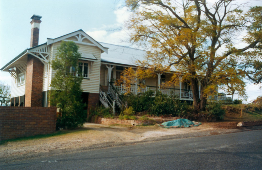 Chermside Road, No. 94, from Torch Street, East Ipswich, Ipswich, 1991