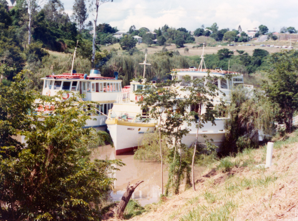 Captain Cook, Ningela and Mirimar (boats) moored at the Ipswich Landing, King Edward Drive, Town Reach, Ipswich,   c.1985