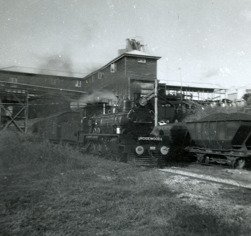 Locomotive and coal loader, Rosewood, Ipswich, early 1950s
