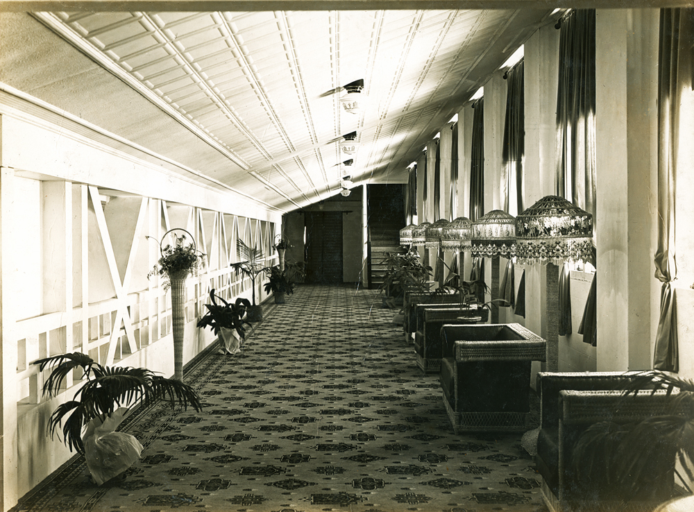 Interior of Wintergarden Theatre, Ipswich, c.1940