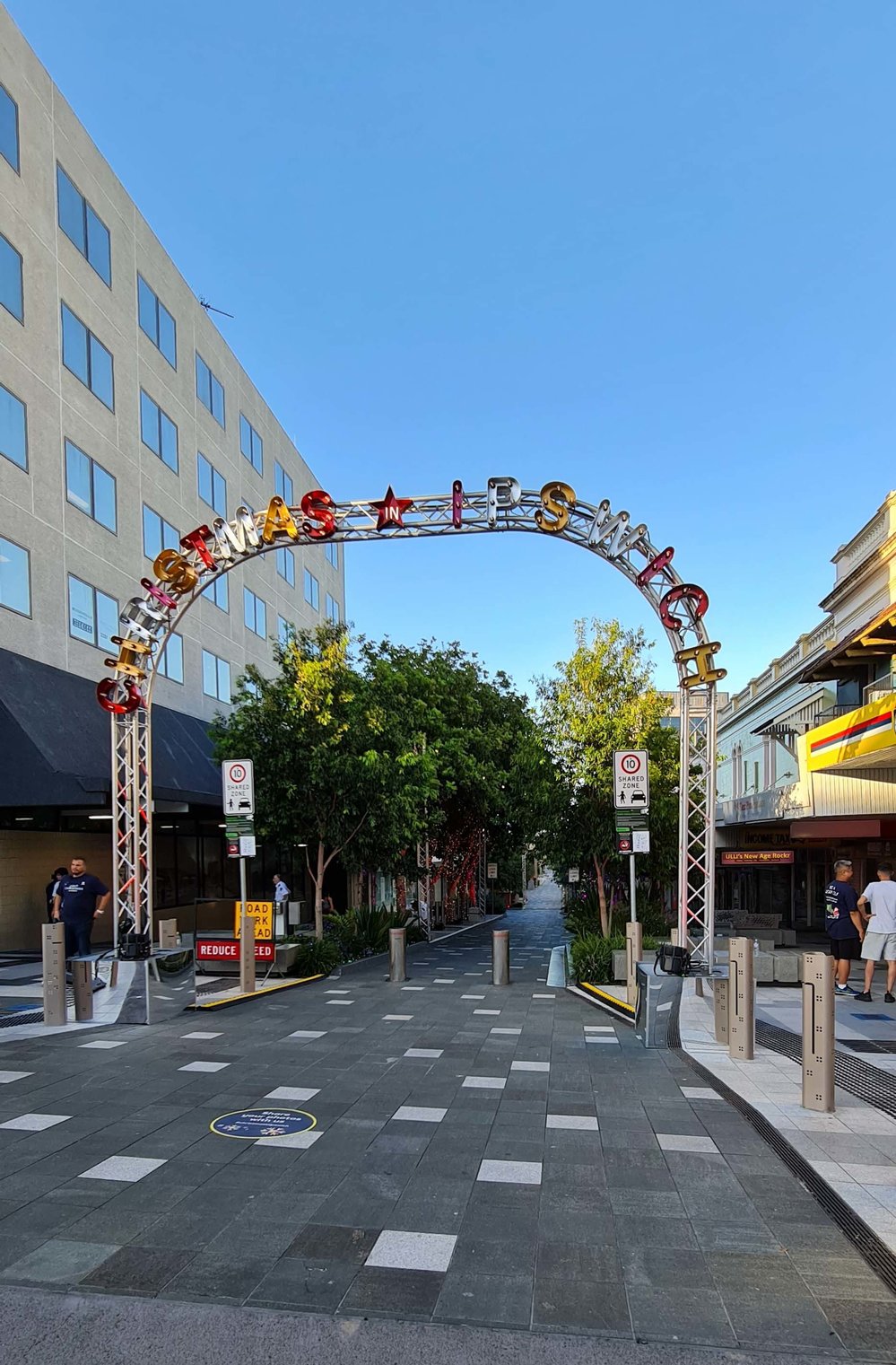 Christmas in Ipswich: St Nicholas Street entrance on corner of Brisbane Street, St Nicholas Precinct, 21