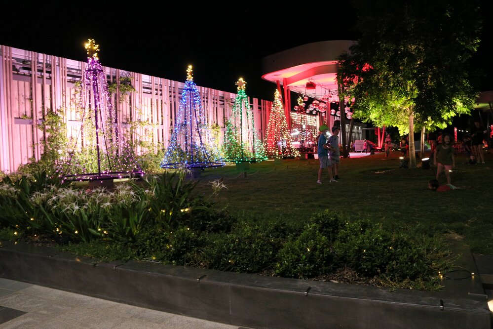 Christmas in Ipswich: St Nicholas Precinct, Nicholas Street Precinct &amp; Tulmur Place, Ipswich, 2021