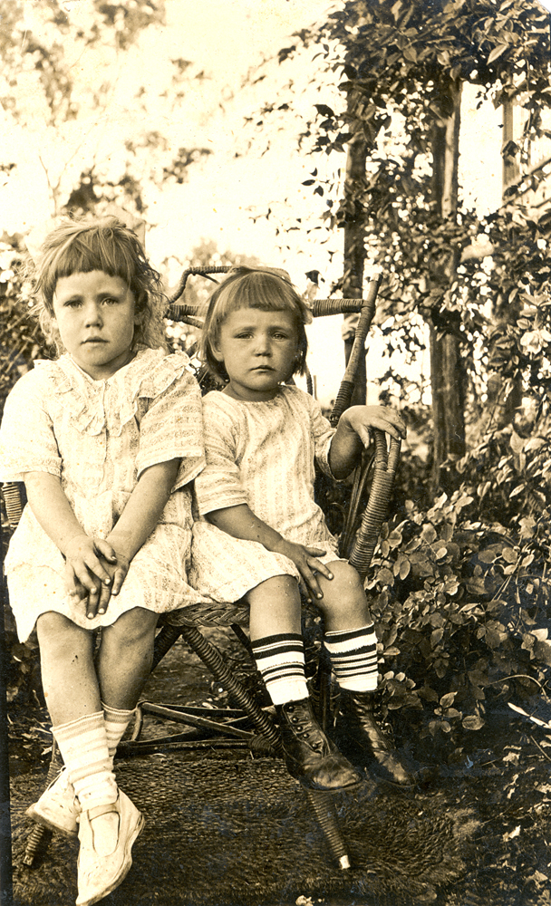 Iris Cornelia and Norma Hilda Lyon, Marburg, Ipswich, c.1924