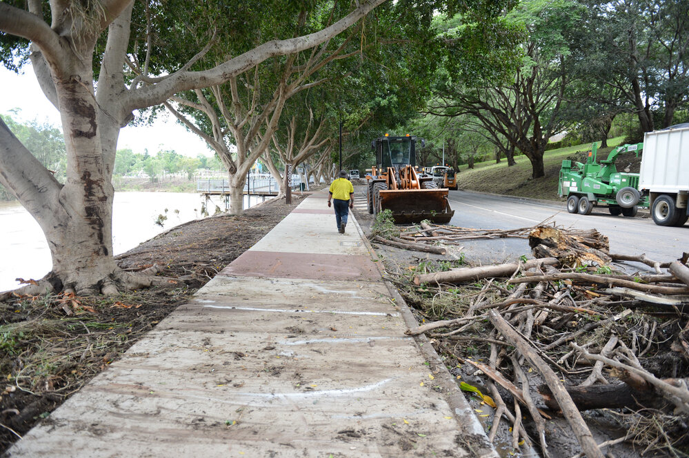 Flood clean-up at Riverheart Parkland, Ipswich, January 2013