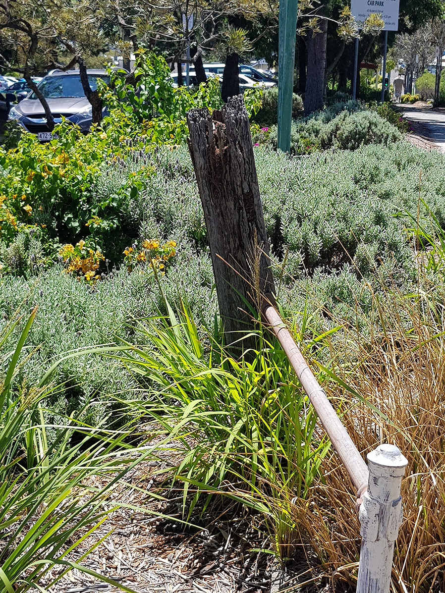 Ipswich Masonic Centre Fence Post, 2018