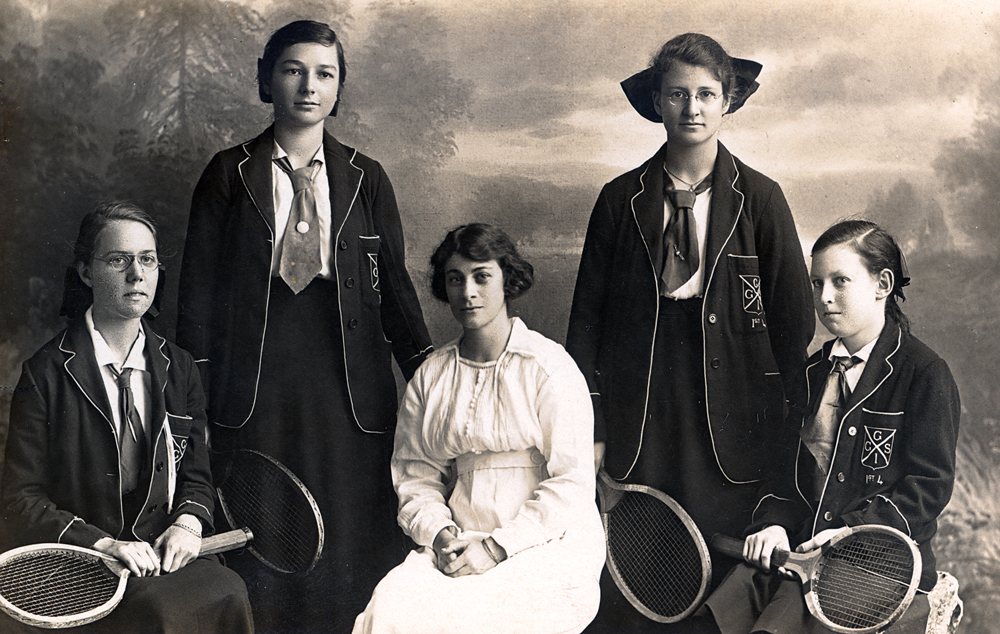 Ipswich Girls' Grammar School tennis team, 1917