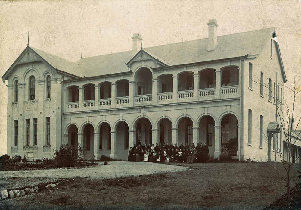 Ipswich Girls' Grammar School, c.1894