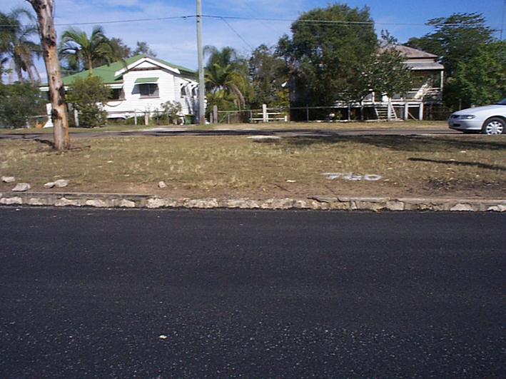 Stone Kerbing, Waterworks Road, North Ipswich, 1998