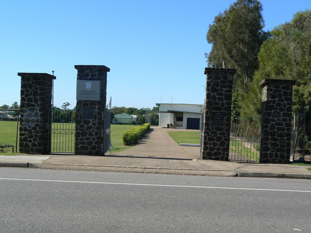 Cribb and Foote Centenary Gates, East Ipswich, 2015