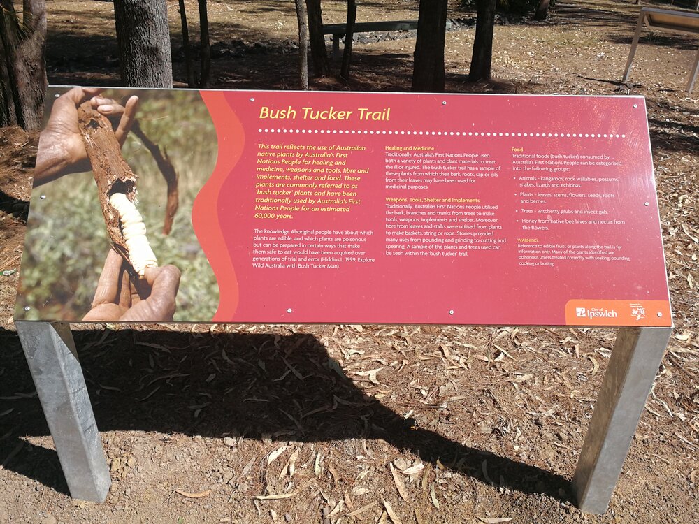Hardings Paddock Bush Tucker Trail sign, 2017