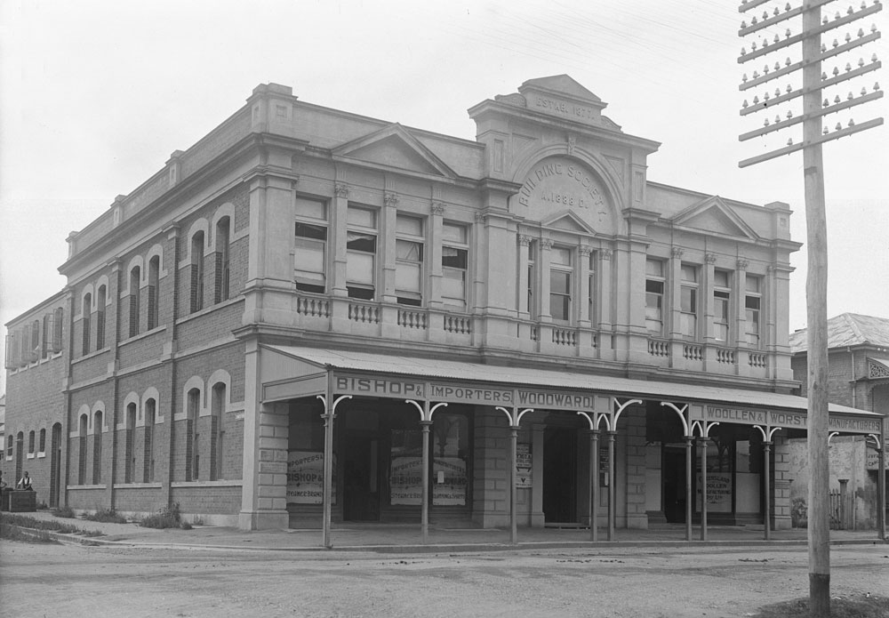 Bishop &amp; Woodward, corner Limestone &amp; East Streets, Ipswich, 1920s