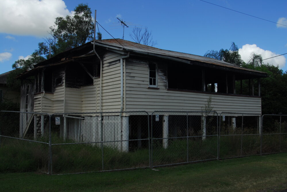 Gladstone Road, No 9, Sadliers Crossing, 2011