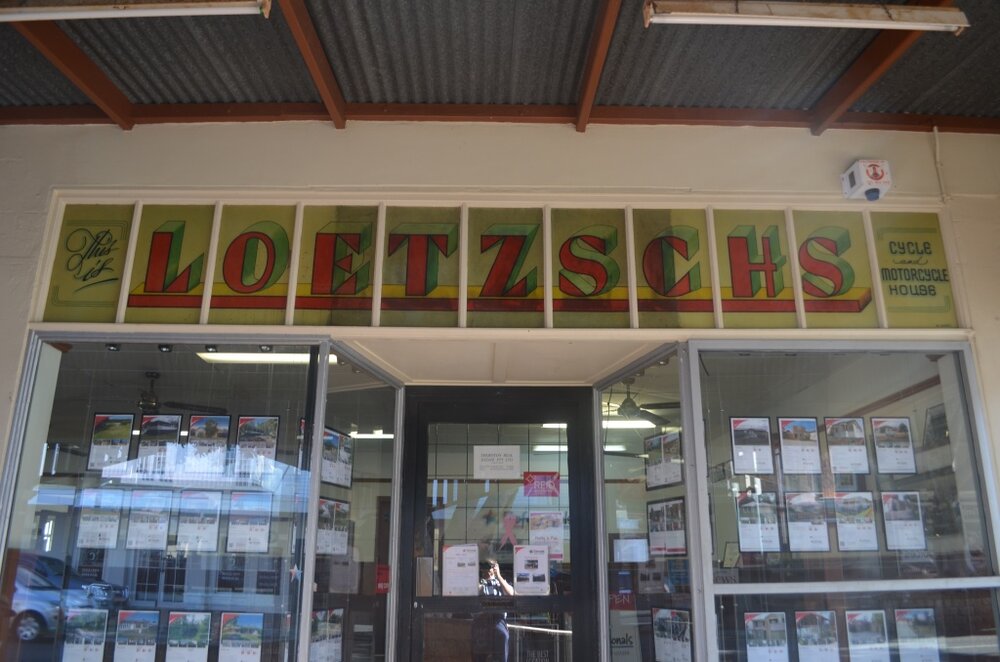 Loetzschs signage, 223 Brisbane Street, Ipswich, 2015