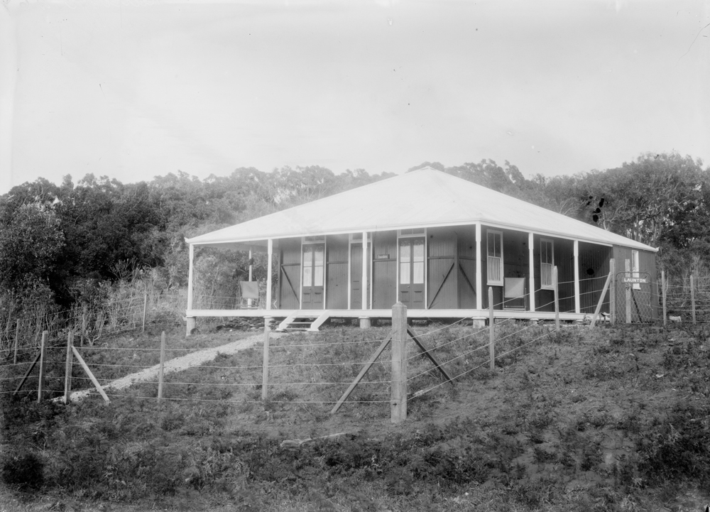 &ldquo;Launton&rdquo;, believed to be the bungalow cottage designed by M.W. Haenke for fianc&eacute; L.L. Taylor, Margate, Redcliffe, c.1906 