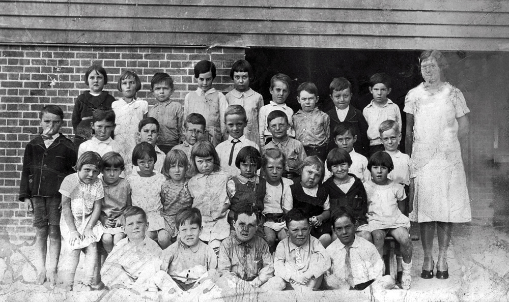 Students of Blair State School, Ipswich, c.1930