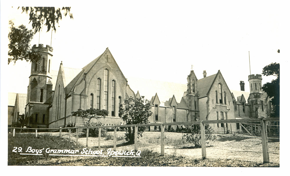 Ipswich Grammar School postcard, 1930s