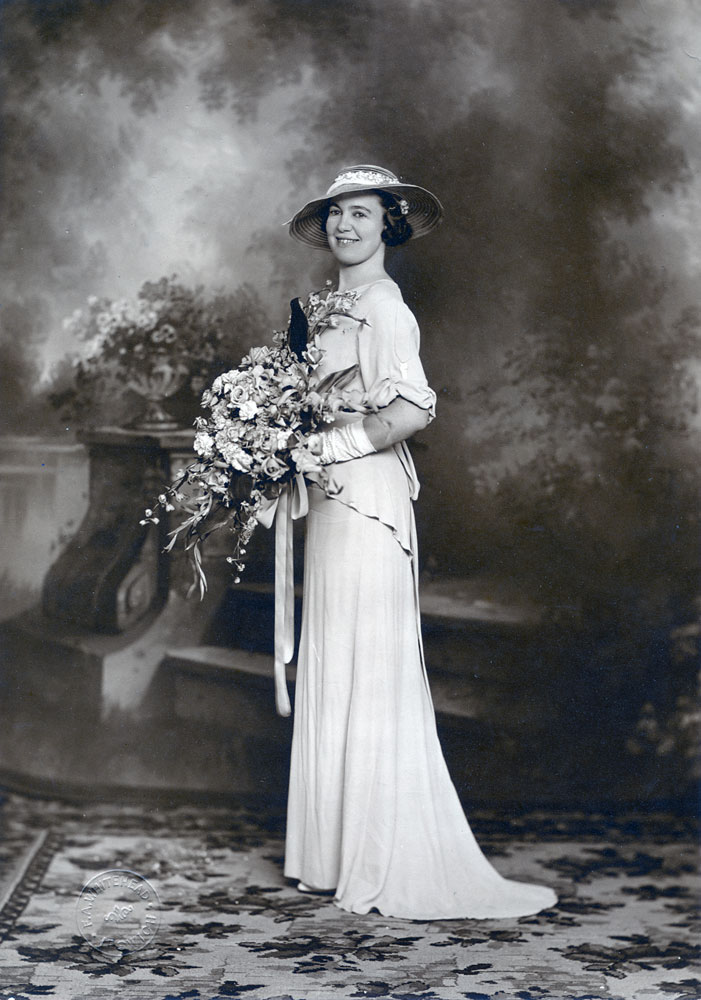 Beryl Rogers (nee Meekin), Ipswich, 1930-1935