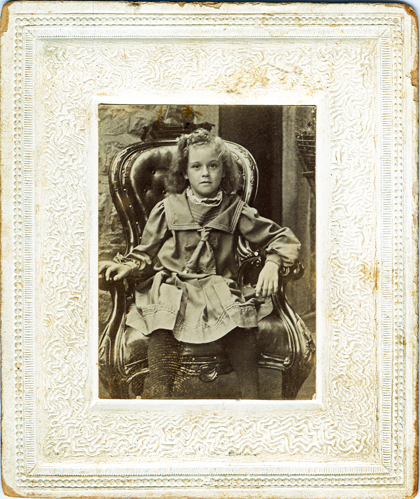 Muriel Johnson, at 'Belmont', Ipswich, 1910s