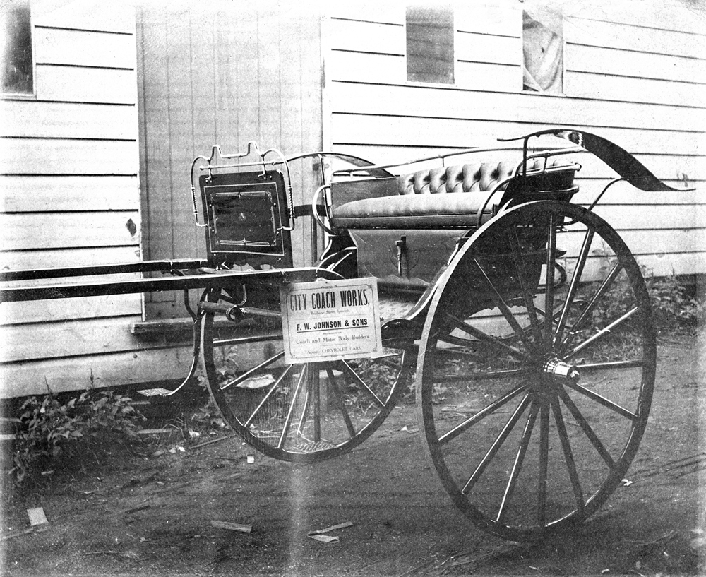 Straight shaft sulky made by F.W. Johnson City Coach Works, Ipswich, c.1900