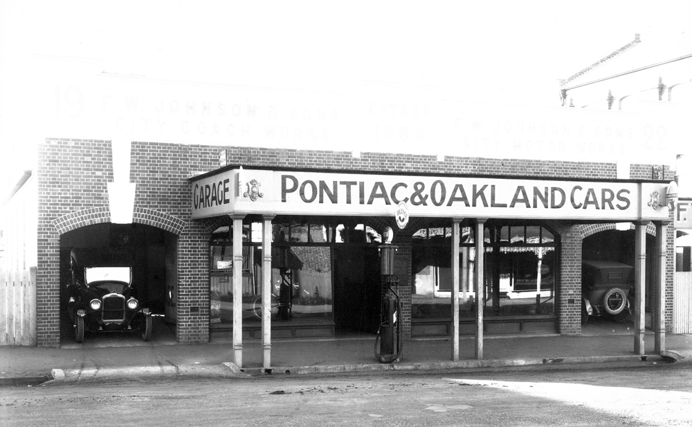 F. W. Johnson &amp; Sons City Motors Works, top end of Brisbane Street, Ipswich, c.1920s