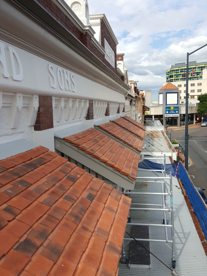 Goleby House Window Hoods on Brisbane Street facade