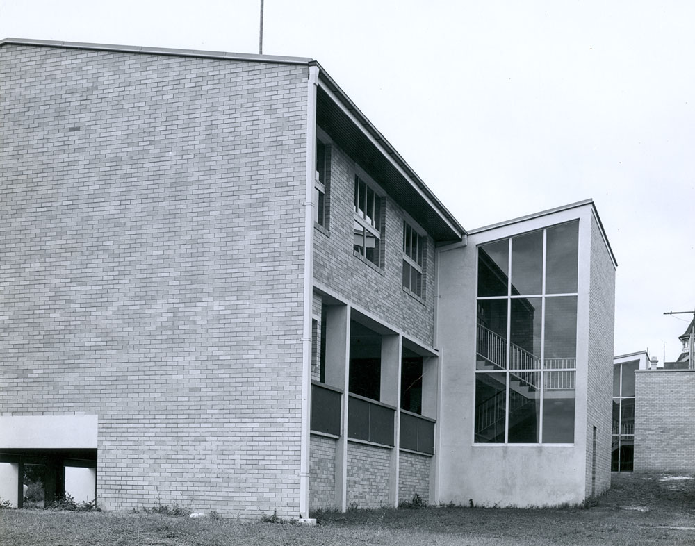 Ipswich Girls' Grammar School, science, library and classroom block, 1965