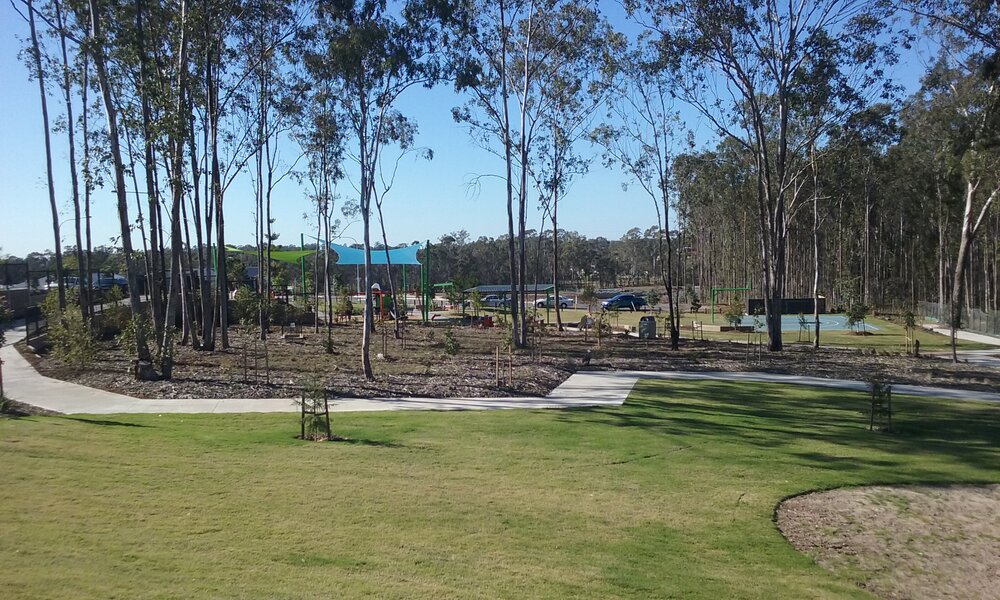 Verrall Park and Pioneer Graves, Woodlinks Village, 2016