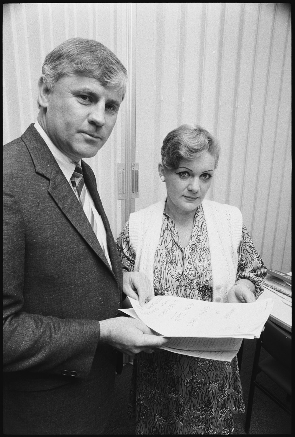 Bob Gibbs, member for Wolston, and unidentified woman with a petition from concerned residents, Ipswich, September 1987