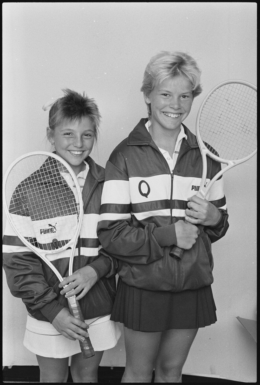 Unidentified young tennis players in Queensland uniforms, Ipswich, September 1987
