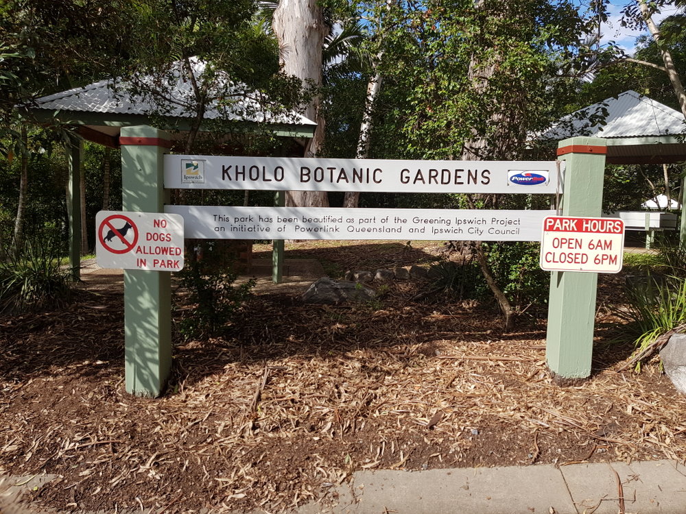 Kholo Gardens entrance sign, 2019