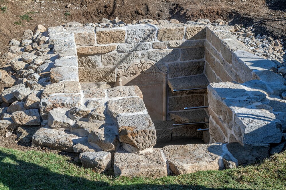 Fleming Vault re-internment, 2019